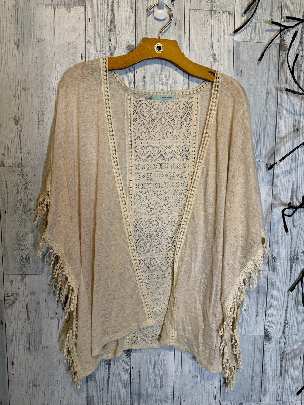 Maurices Cream Crochet-Back Kimono Cardigan Sz L